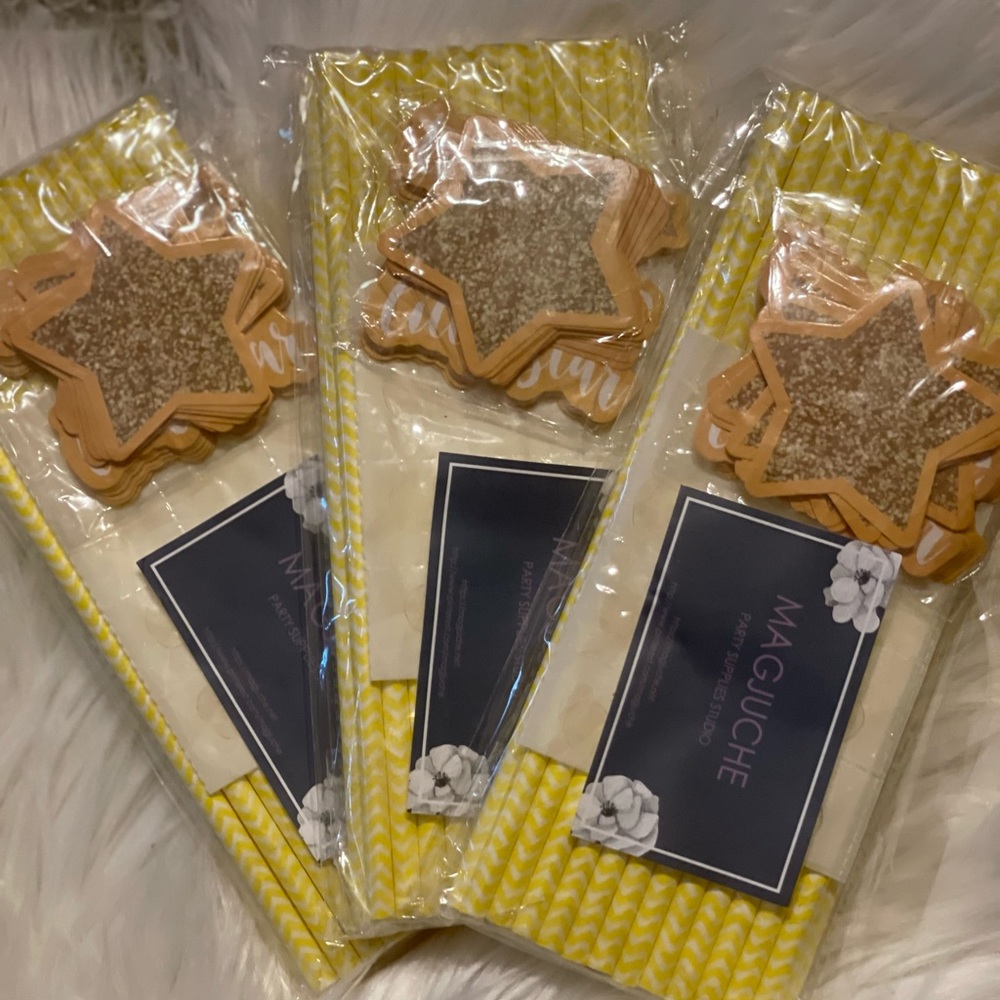 3 packages party paper straws - Stars & twinkle Little Star quote.